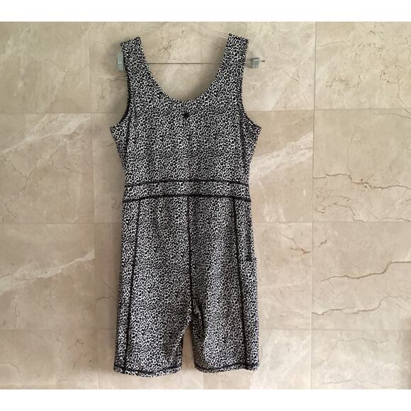 Lilly Pulitzer Everetta Romper, Large, Black Leopard Unitard Luxletic Activewear - Picture 8 of 13
